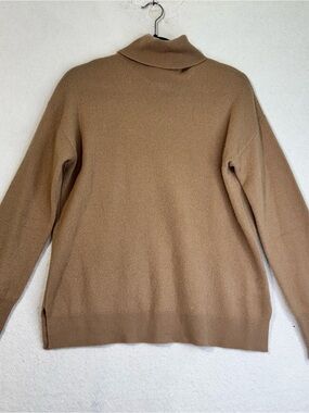 Halogen Classic Camel Tan Turtleneck Cashmere Sweater Cozy Relaxed Fit Large